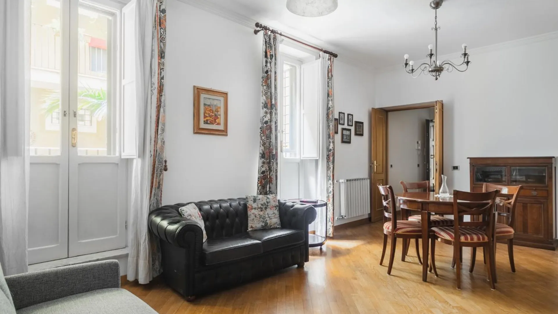 Colosseum Monti Large Flat location