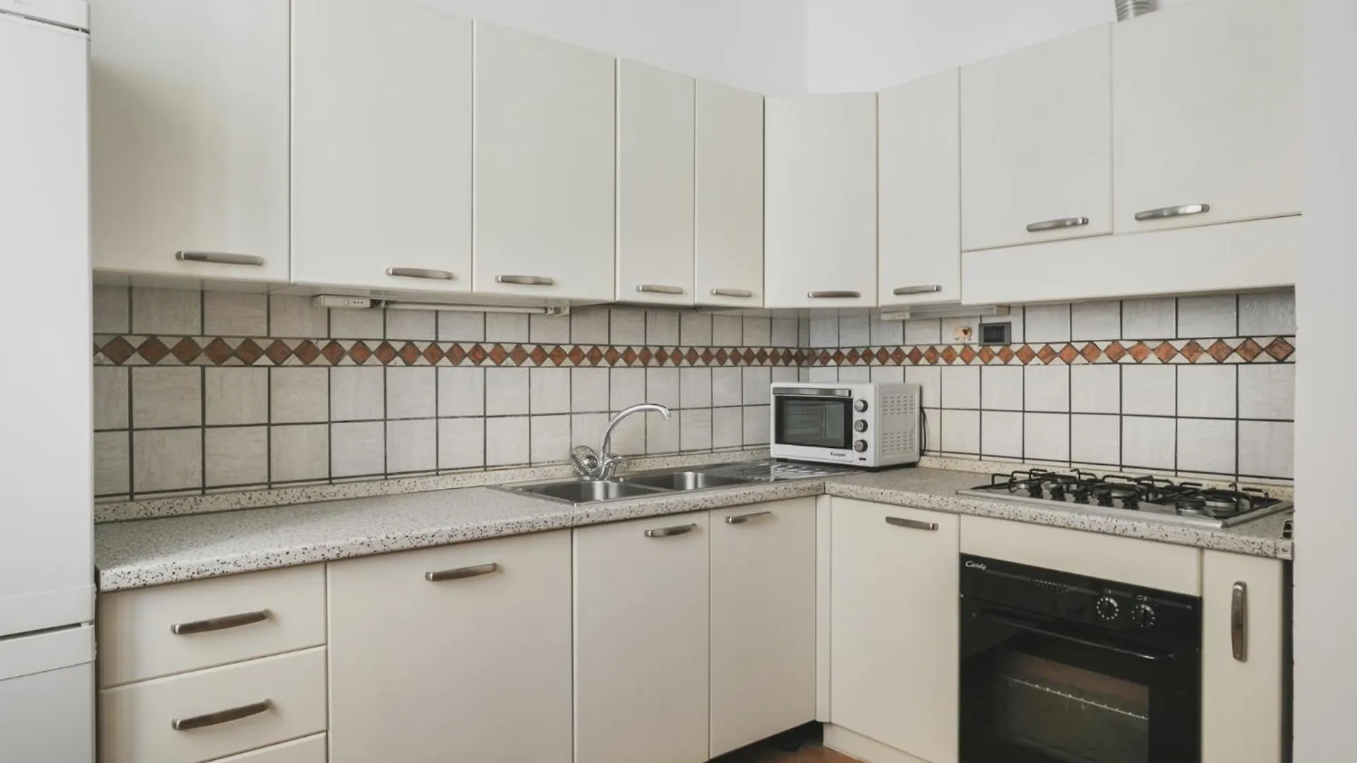 Colosseum Monti Large Flat Rome Apartment