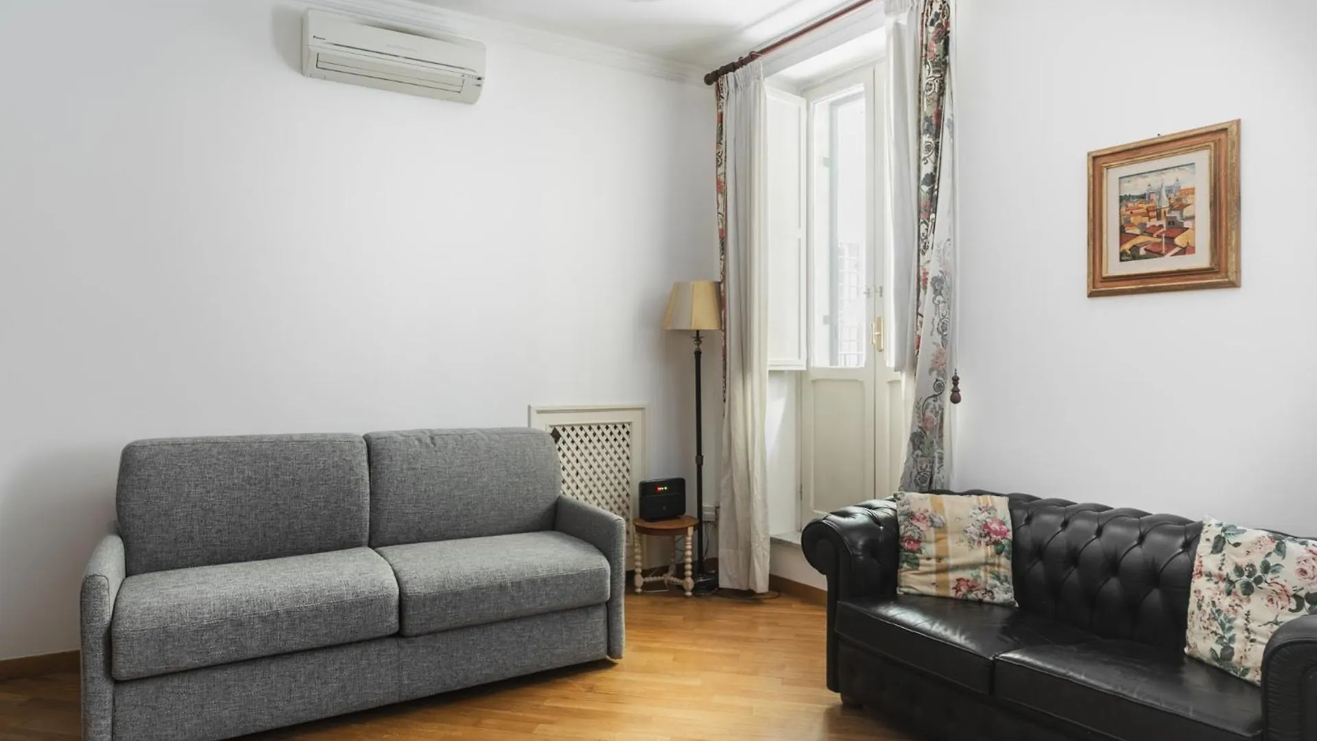 Colosseum Monti Large Flat Рим