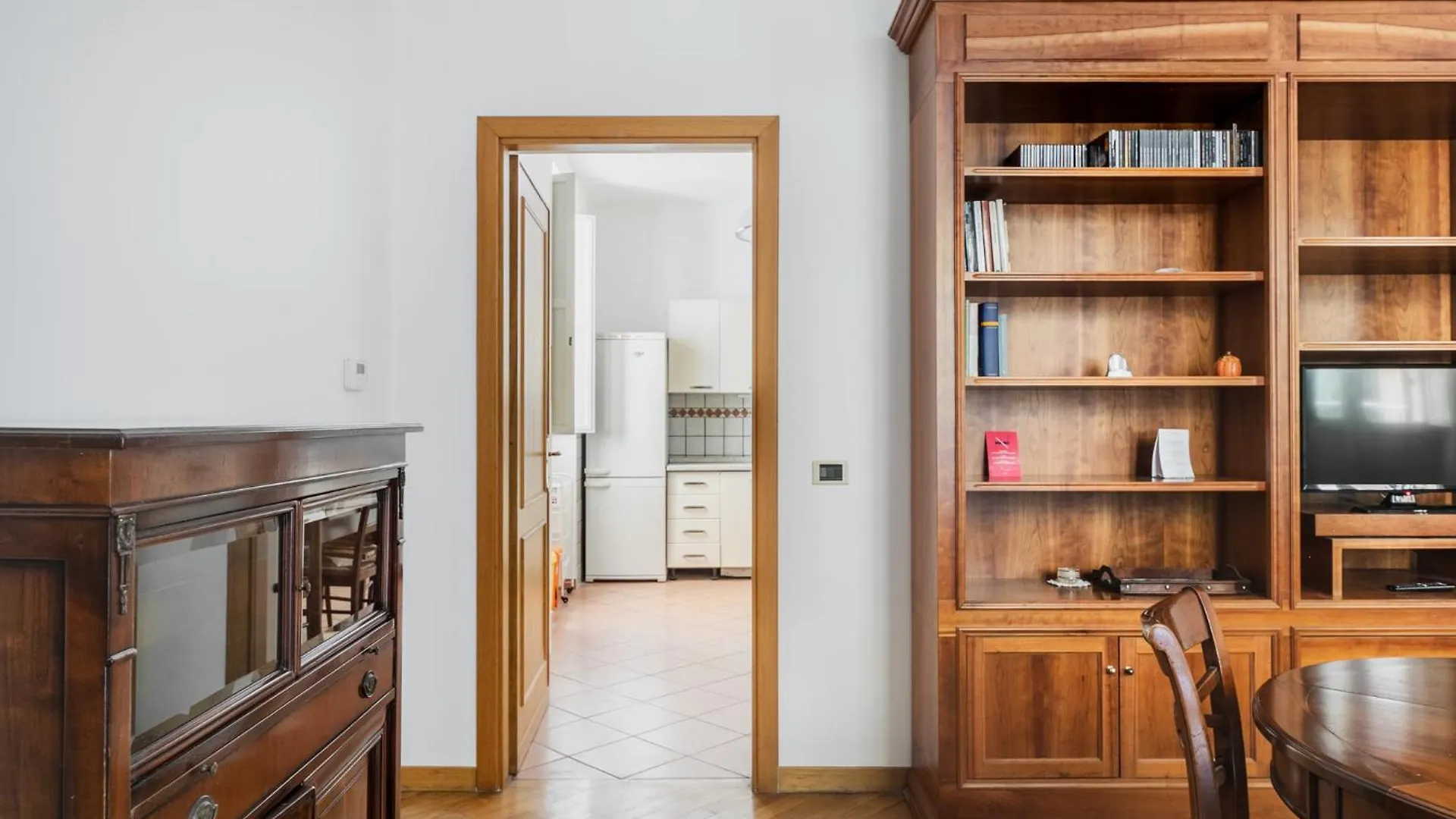 Colosseum Monti Large Flat Рим Апартаменты