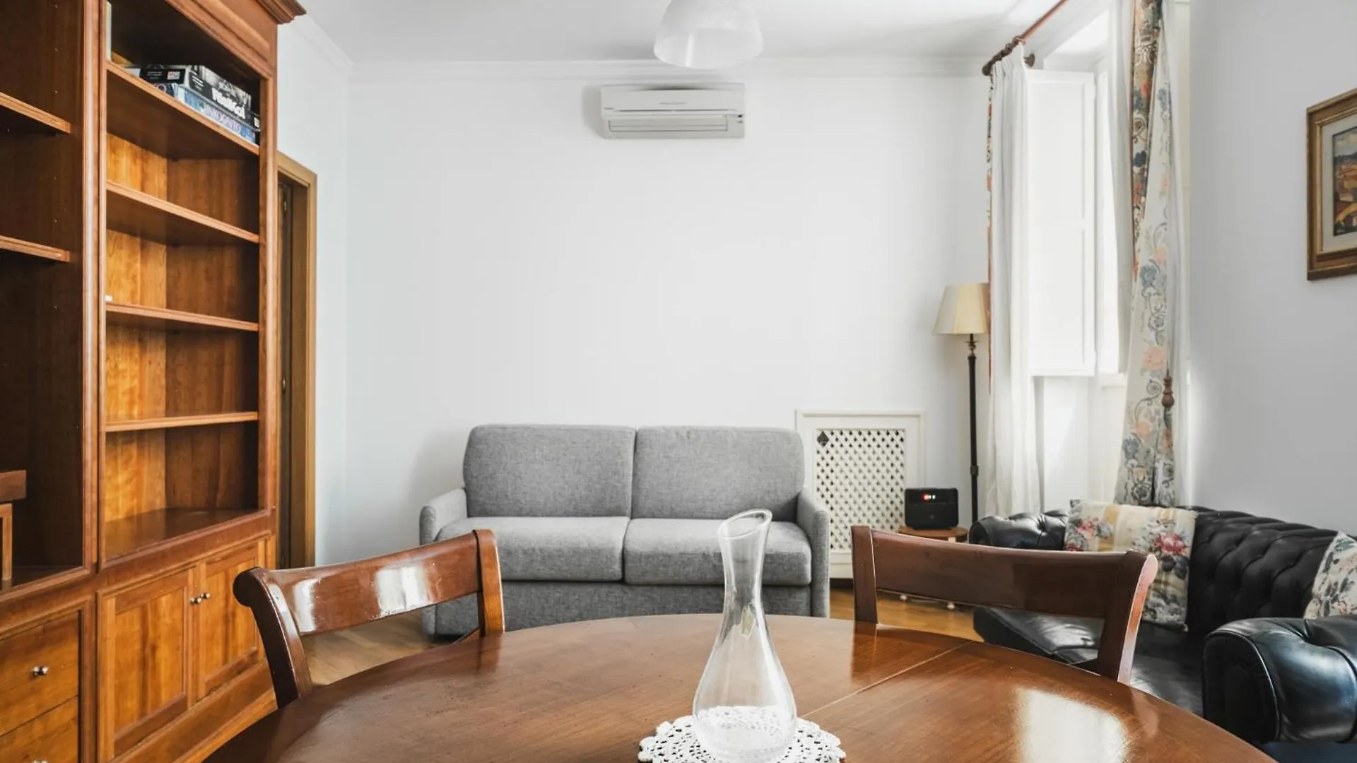 Colosseum Monti Large Flat روما 0*,  إيطاليا